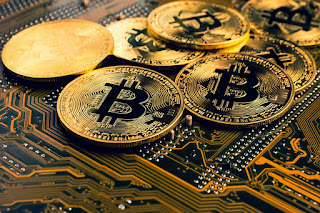 Preço do bitcoin sofreu grande impacto com o anúncio da China. Foto: Momentum Fotograh/Shutterstock Preço do bitcoin sofreu grande impacto com o anúncio da China. Foto: Momentum Fotograh/Shutterstock