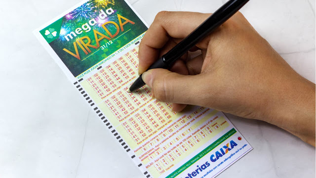 Nas duas opções, o pagamento só pode ser feito pelo cartão de crédito e o gasto mínimo é de R$ 30 Nas duas opções, o pagamento só pode ser feito pelo cartão de crédito e o gasto mínimo é de R$ 30