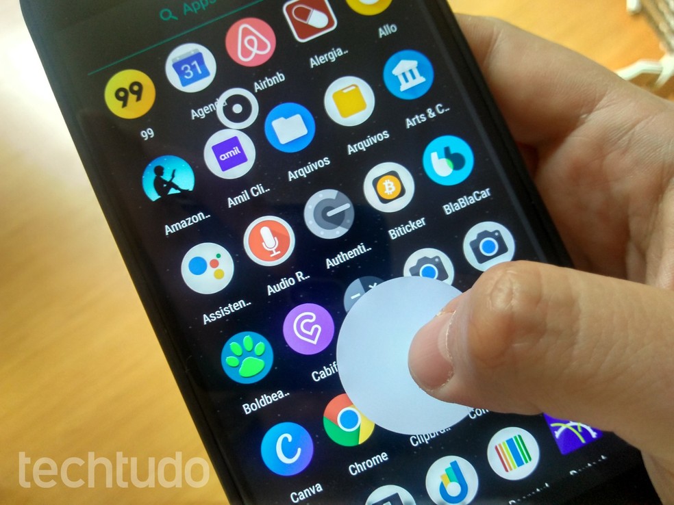 Apps de limpeza que rodam em segundo plano desnecessariamente podem deixar mais devagar que o normal — Foto: Isabela Cabral/TechTudo